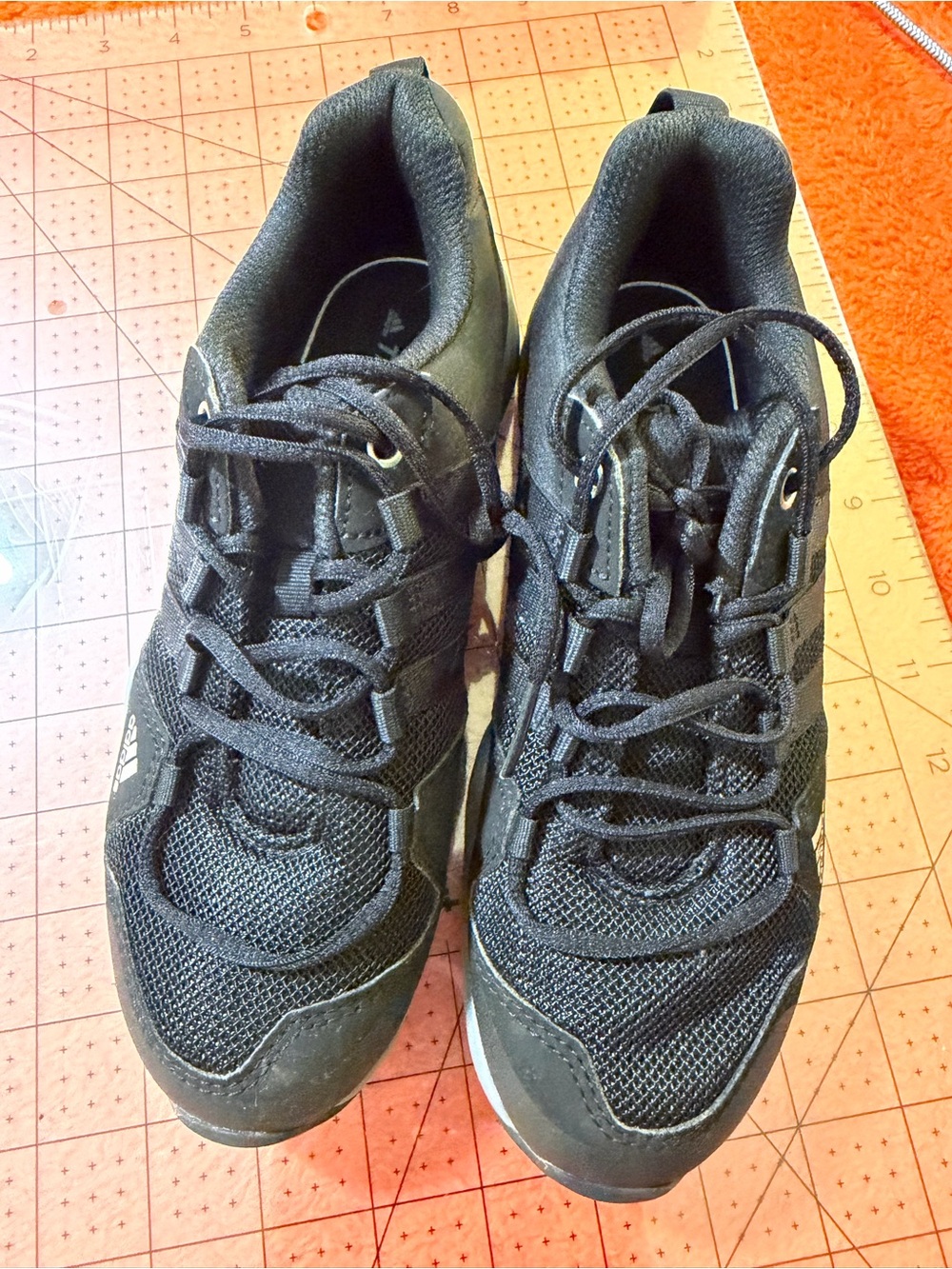Adidas Terrex AX2R Kids Size 2 Black Gray Hiking Trail Shoes BB1935